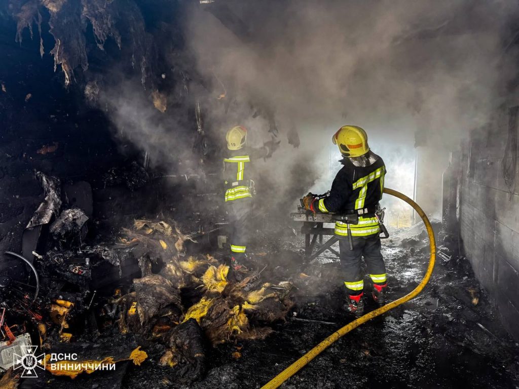 На Вінниччині через коротке замикання згорів гараж