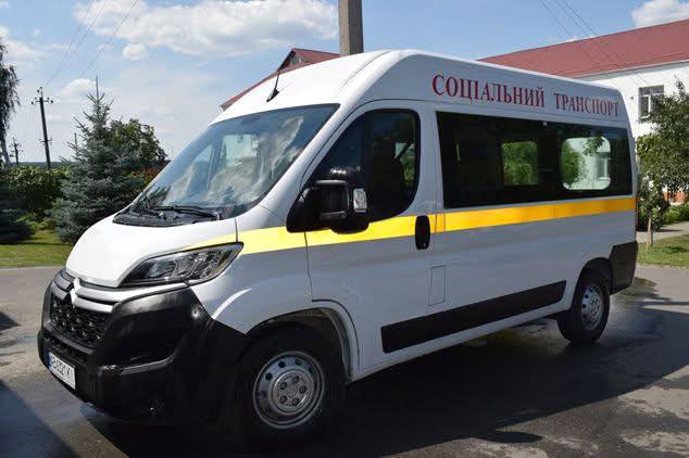 «Соціальне таксі» для маломобільних жителів громади працює у Гайсині