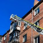 Рятувальники ліквідували небезпеку біля багатоповерхівки у Вінниці