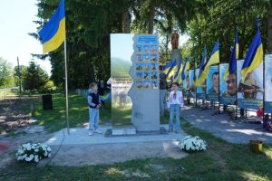 У Подільському створили Стелу Пам’яті як символ єдності та вшанування Героїв громади