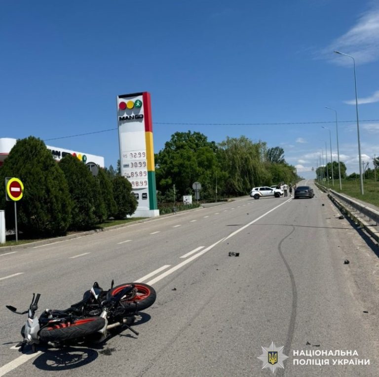 Дві ДТП на Вінниччині: серед постраждалих 14-річна дівчина