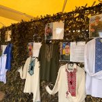 У Вінниці відкрили виставку вишиванок полеглих захисників: понад 50 історій пам’яті та любові
