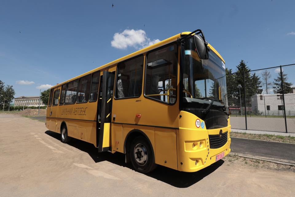 Новий шкільний автобус забезпечить підвіз учнів до Войнашівського ліцею