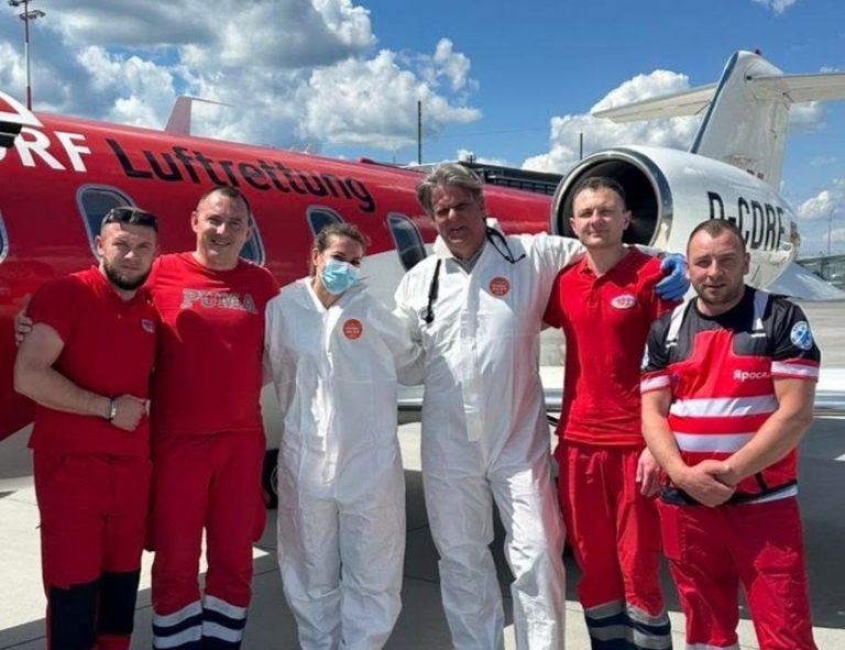 Медики здійснили складний рейс Вінниця — Жешув для порятунку військового