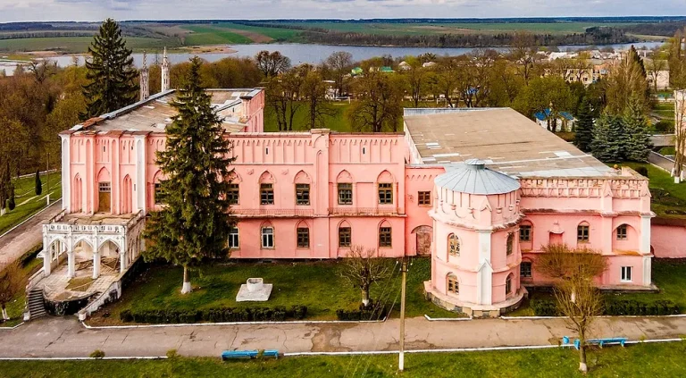 Що подивитися на Вінниччині: ТОП-5 місць, які варто відвідати кожному туристу