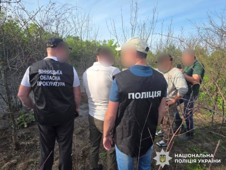 У Крижополі понад 1,5 га землі забруднили шкідливими відходами: є підозрюваний