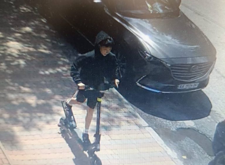 У Вінниці розшукують самокатиста, який збив жінку та втік