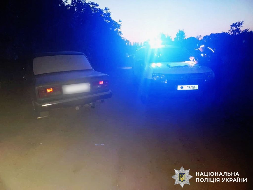 15 тисяч гривень і 300 доларів: на Вінниччині пропонували хабарі поліцейським