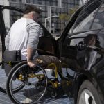 Ветерани з інвалідністю можуть отримати автомобіль від держави: умови