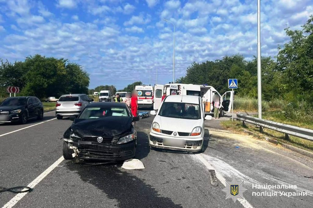 Шестеро людей постраждали в ДТП у Вінницькому районі