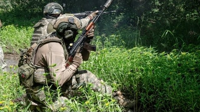 ДБР об'єднає справи щодо полку «Скеля» та перевірить дії командирів