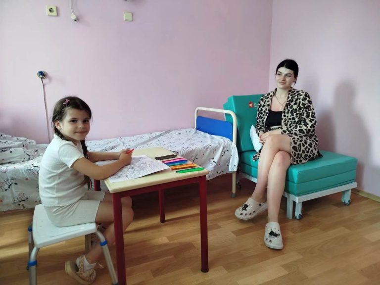 У дитячій лікарні Вінниці створили комфортніші умови для батьків пацієнтів