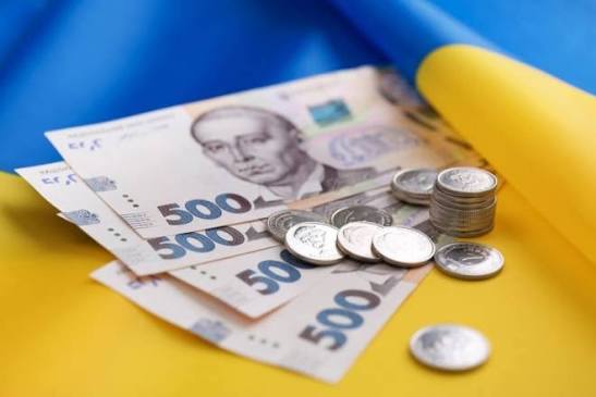 Грошова допомога до Дня Незалежності: кому у 2026 році виплатять автоматично