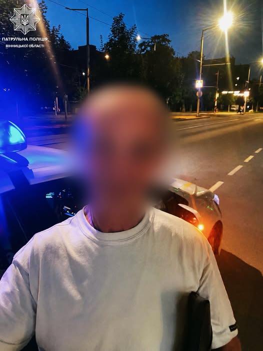 У Вінниці патрульні затримали чоловіка, який переховувався від суду