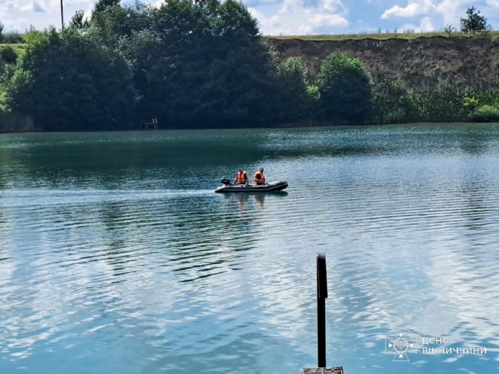 На Вінниччині у затопленому кар'єрі загинув 19-річний хлопець