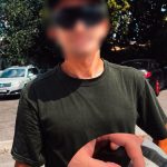 Побачив поліцейських і занервував: у вінничанина знайшли ймовірні наркотики