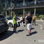На Вінниччині затримали чоловіка, який за $33 тисячі обіцяв оформити інвалідність