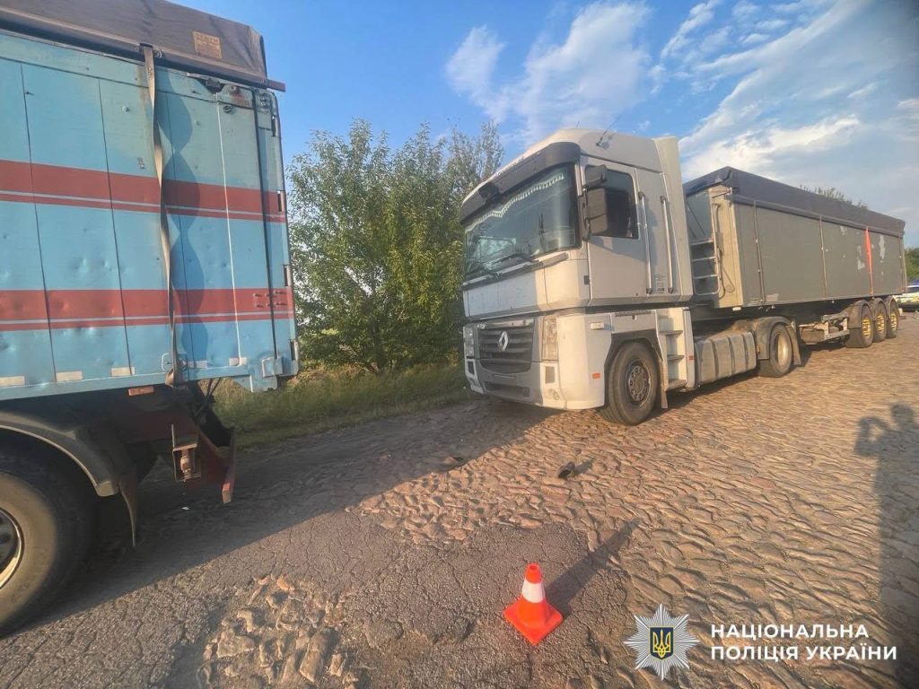 Дві смертельні аварії за день: поліція розслідує три ДТП на Вінниччині
