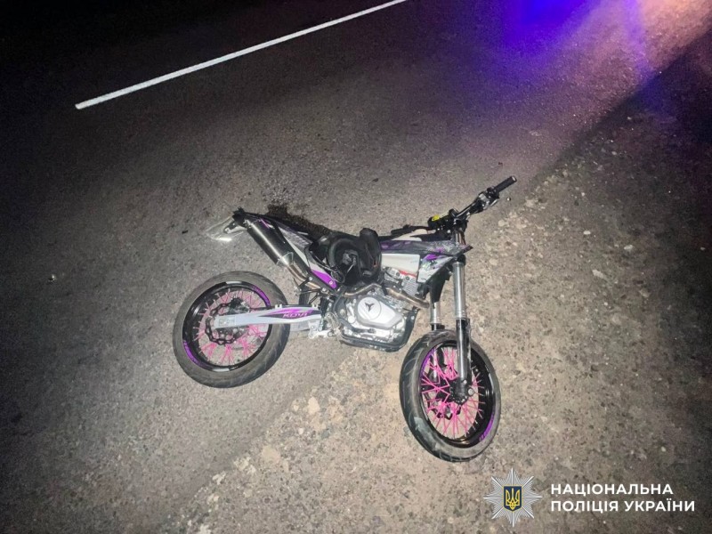 На Вінниччині за добу сталися дві ДТП із мотоциклами: травмувалися 18- та 16-річний водії