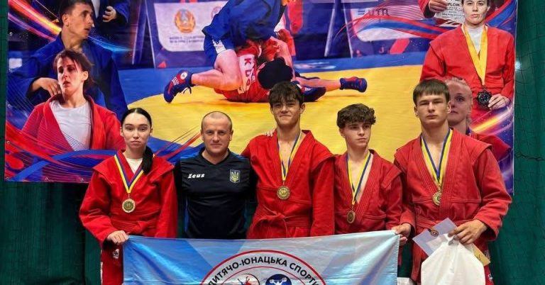 Вінничани здобули шість медалей на Кубку України з боротьби самбо