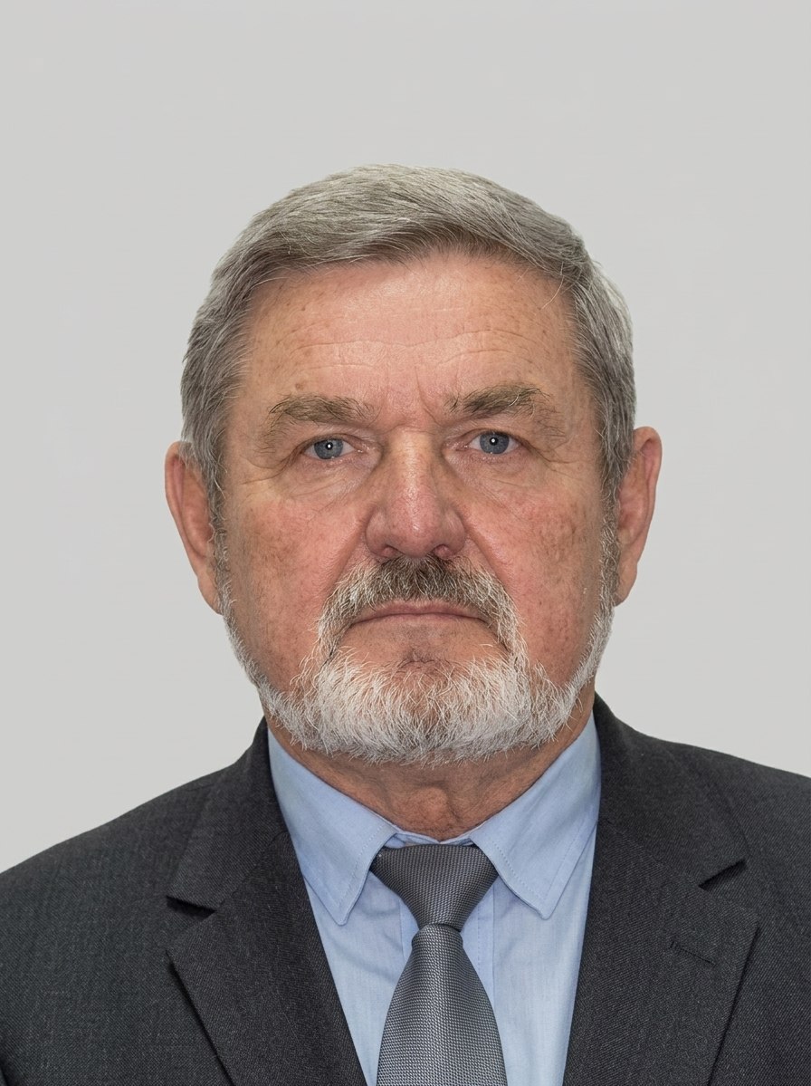 Понад 50 років присвятив авіації: помер вінницький пілот Анатолій Князєв