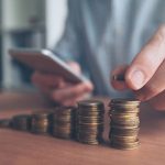 Підприємці І-ІІ груп можуть отримати звільнення від єдиного податку на час відпустки або хвороби