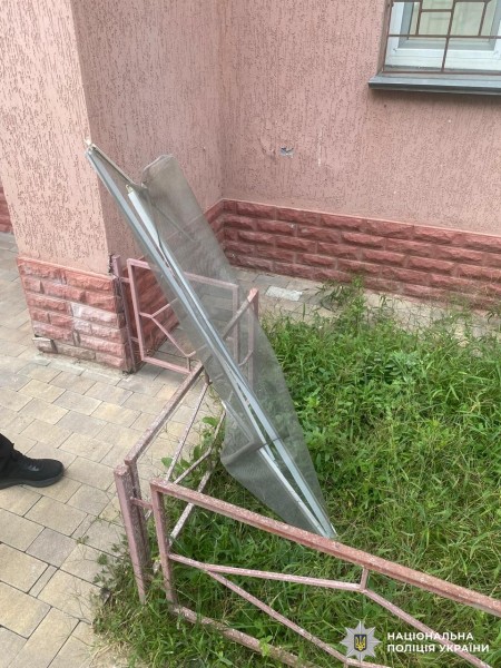 На Вінниччині 8-річна дівчинка випала з вікна дев’ятого поверху та померла в лікарні