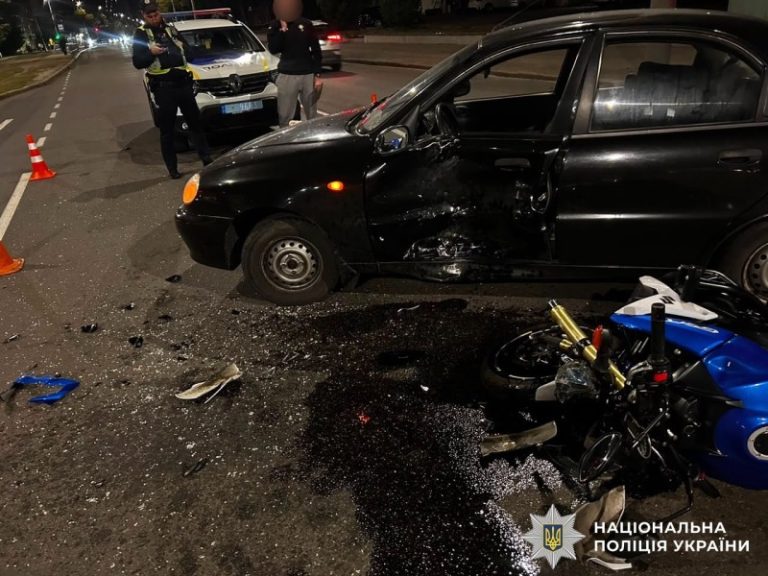 Дві ДТП за день у Вінниці: травмувалися жінка та мотоцикліст