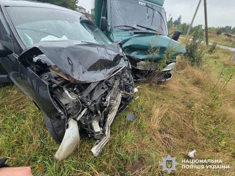 На Вінниччині поліція розслідує шість ДТП: двоє людей загинули, серед водіїв були нетверезі