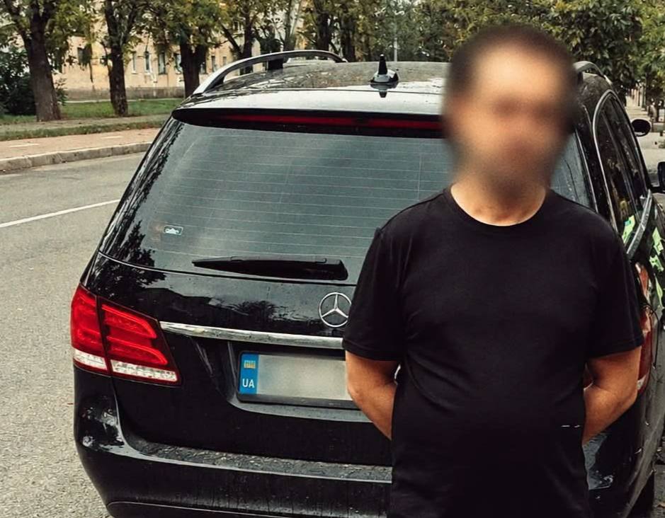 У Вінниці водій втретє за рік сів за кермо з ознаками сп’яніння: його авто забрали на арештмайданчик