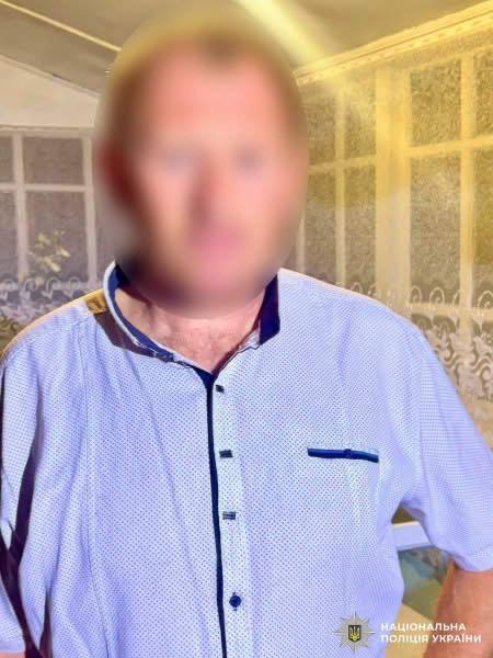 42-річного жителя Жмеринського району затримали за розповсюдження дитячої порнографії