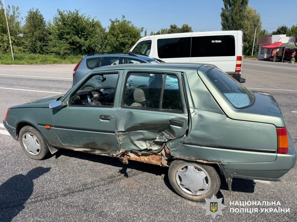У Вінниці та Літині сталися дві ДТП: постраждали двоє людей