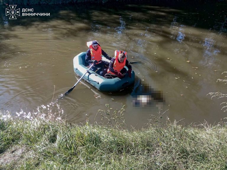 У Хмільнику з річки Південний Буг дістали тіло чоловіка