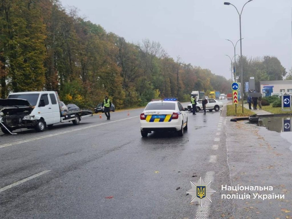 На Вінниччині за день сталися дві ДТП: у Хмільнику та Немирові травмувалися троє людей