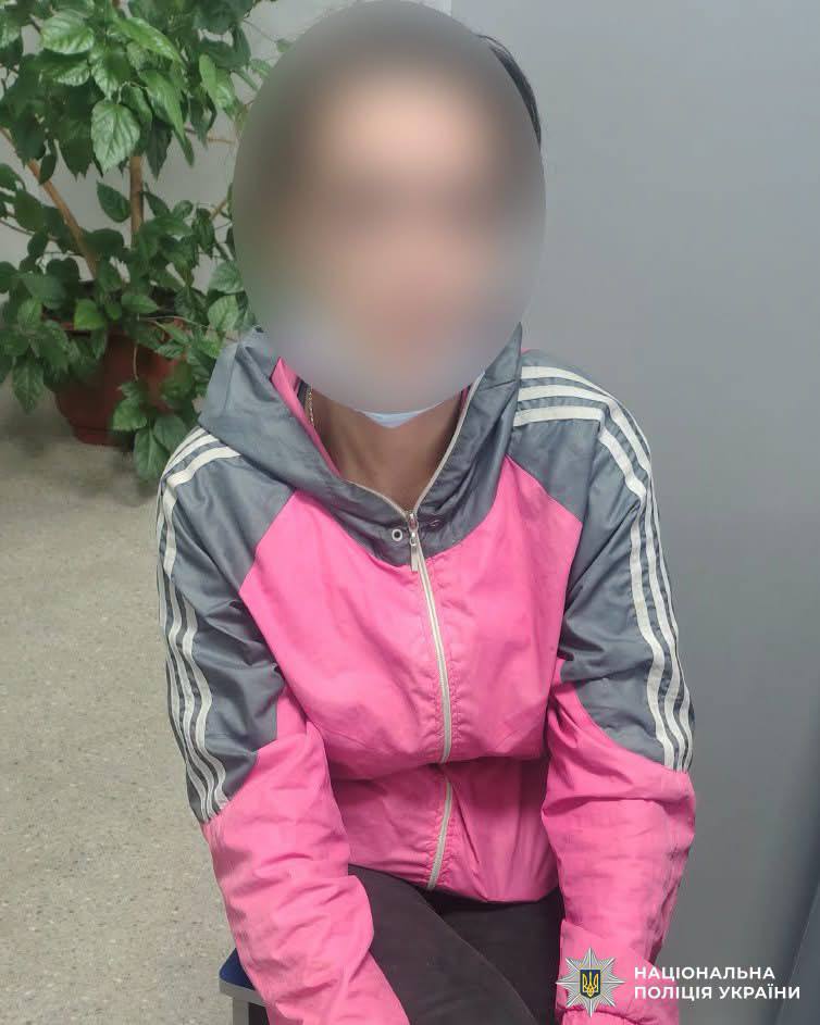 На Вінниччині жінку підозрюють у побитті 16-річної доньки: дівчина в лікарні