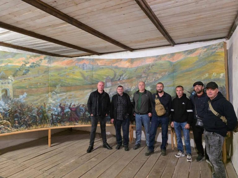 Ветерани Вінницького хабу МХП зустрілися на «Козацьких забавах» у Буші
