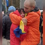 Жителі окупованих Олешок перетнули кордон після гуманітарної місії з евакуації
